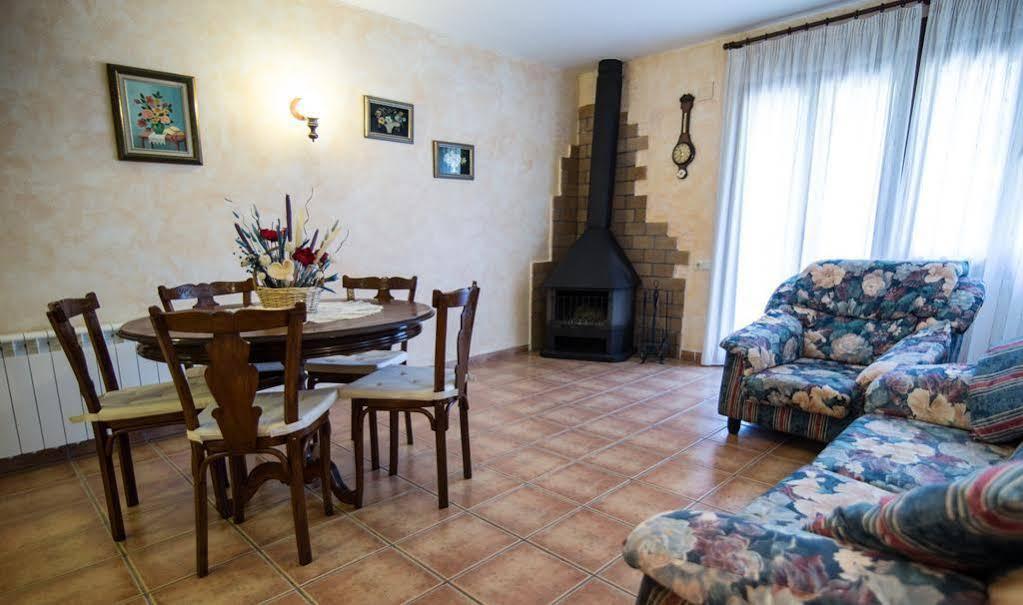 Apartamentos Casa Lola Rodeados De Montanas Y Rios Бесейте Экстерьер фото