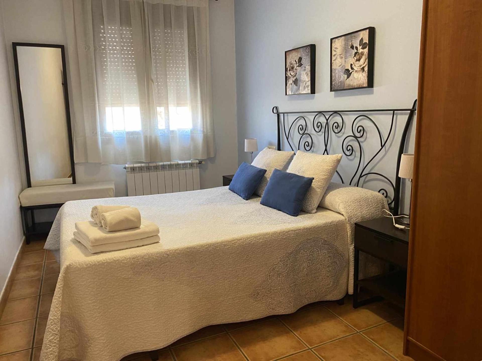 Apartamentos Casa Lola Rodeados De Montanas Y Rios Бесейте Номер фото